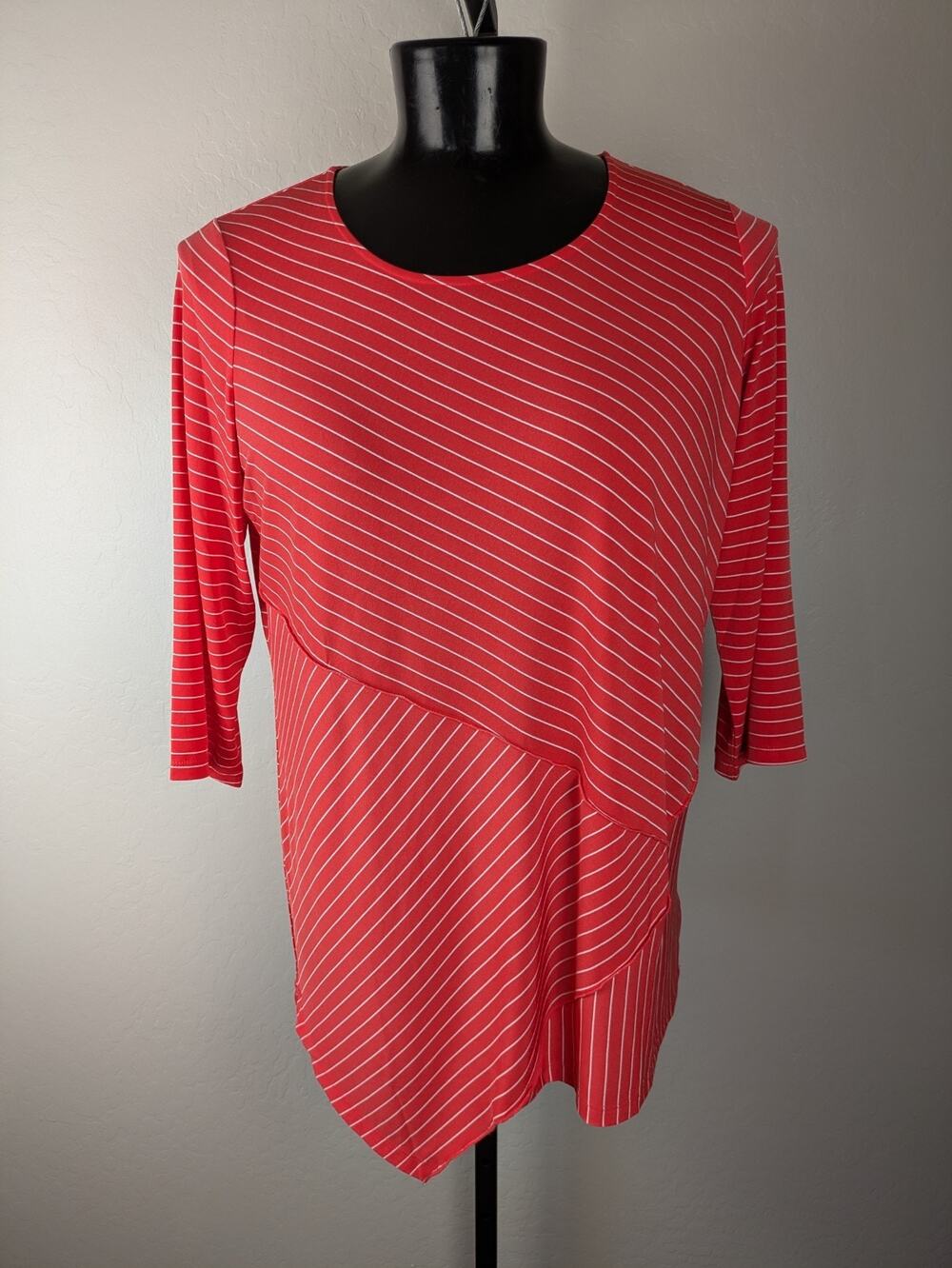 Susan Graver Liquid Knit Top Asymmetric Hem Diagonal Stripe Coral White